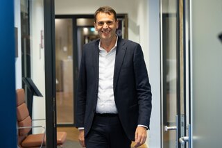 ASML i manjak čipova: zašto CEO misli da konkurenti neće stići