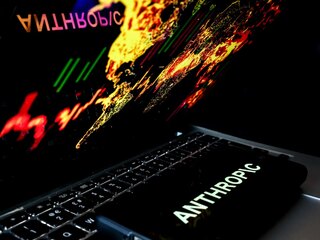 Anthropic сообщила о почти 200 млн попыток дистилляции Claude