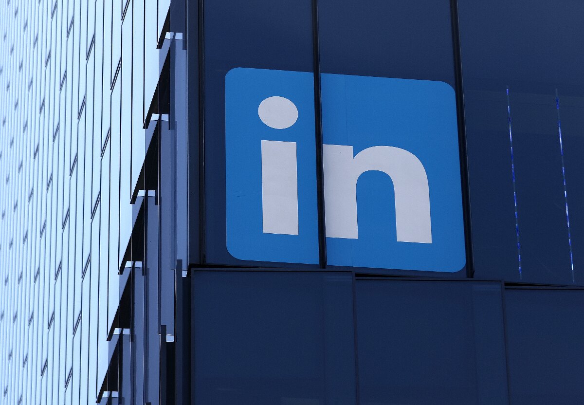LinkedIn усиливает проверку опыта и борьбу с ложными профилями