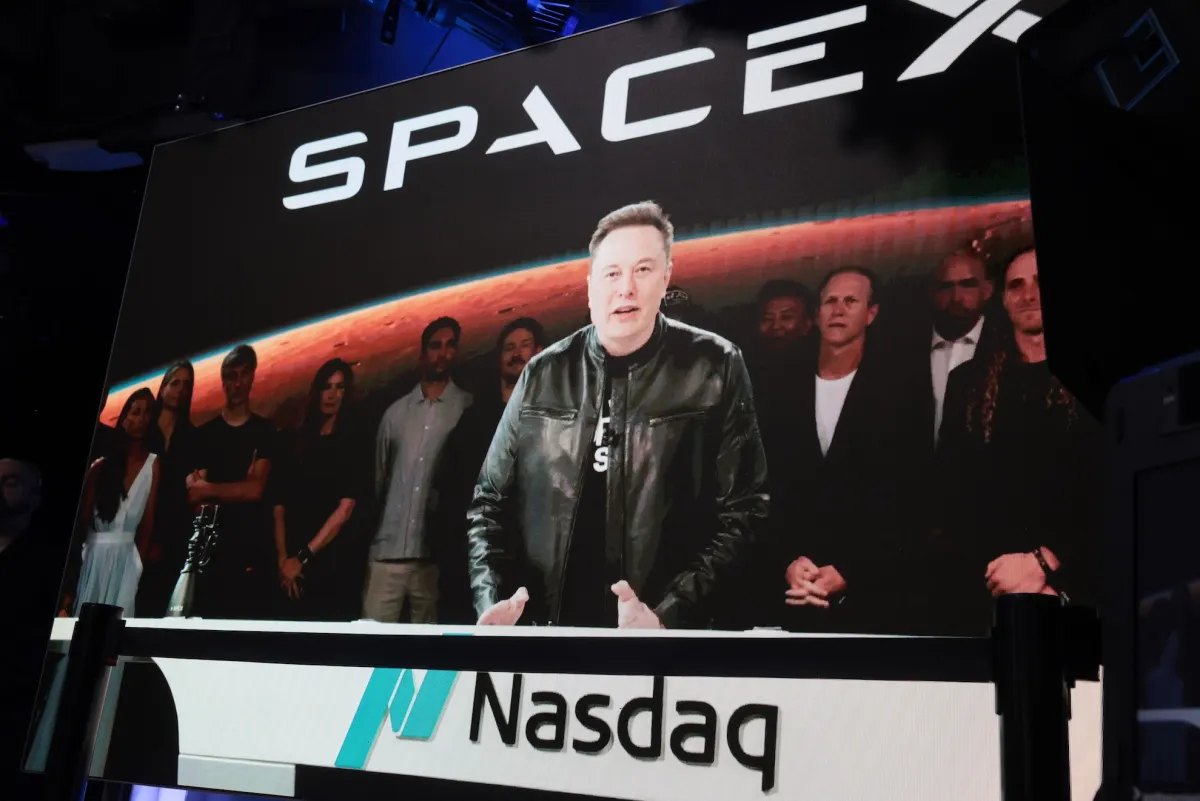Prijatelji, Mesh Optical — moguće preuzimanje od strane SpaceX-a/Ilona Maska: šta to menja za data-centre