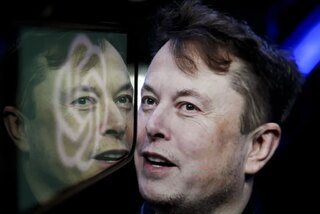 Musk Under Oath: His Tweets Contradict Testimony in OpenAI Case