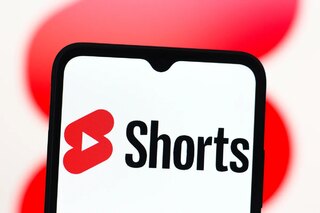 YouTube Shorts na televizorima: gledaoci gledaju više od 2 milijarde sati mesečno — šta to znači za stvaraoce i platforme