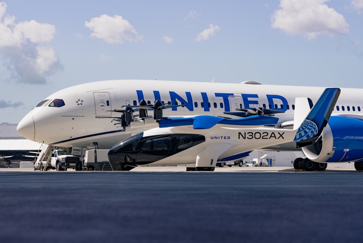 FAA plans $875m Smart AI platform for air traffic operations