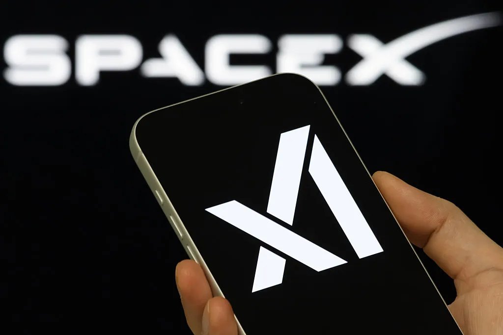 Почему xAI потерял $6.4 млрд и зачем SpaceX масштабирует Grok до триллионов параметров