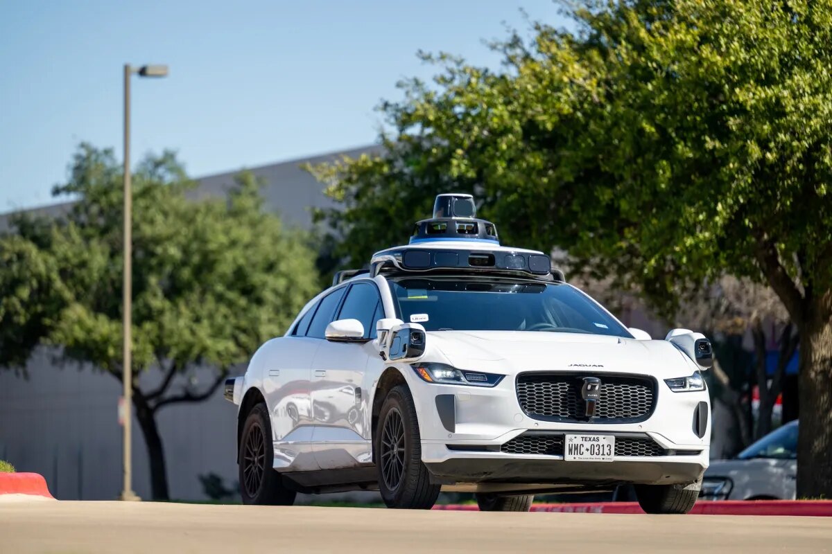 Waymo submits documents in NHTSA inquiry into child collision