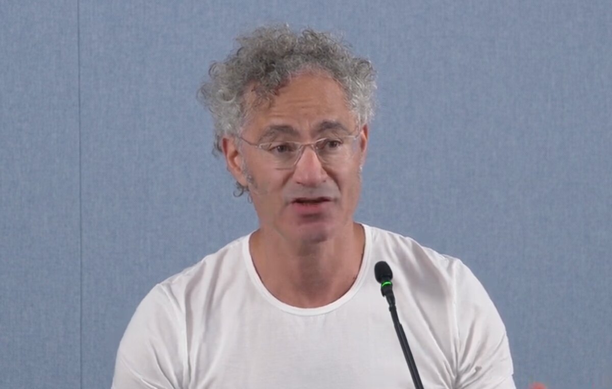 Palantir удвоила квартальную выручку на фоне спроса на AI