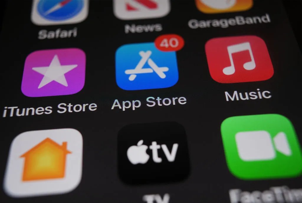 App Store oživljava — talas izdanja povezan sa razvojem veštačke inteligencije