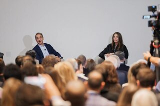 Micotakis: regulativa veštačke inteligencije kasni za promenama