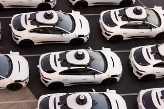 Waymo i drugi robotaksi operateri suočeni sa strožim pravilima za hitne situacije