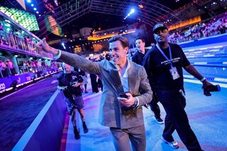 Побывал на «Enhanced Games»: стартапы превращают спорт в витрину пептидов