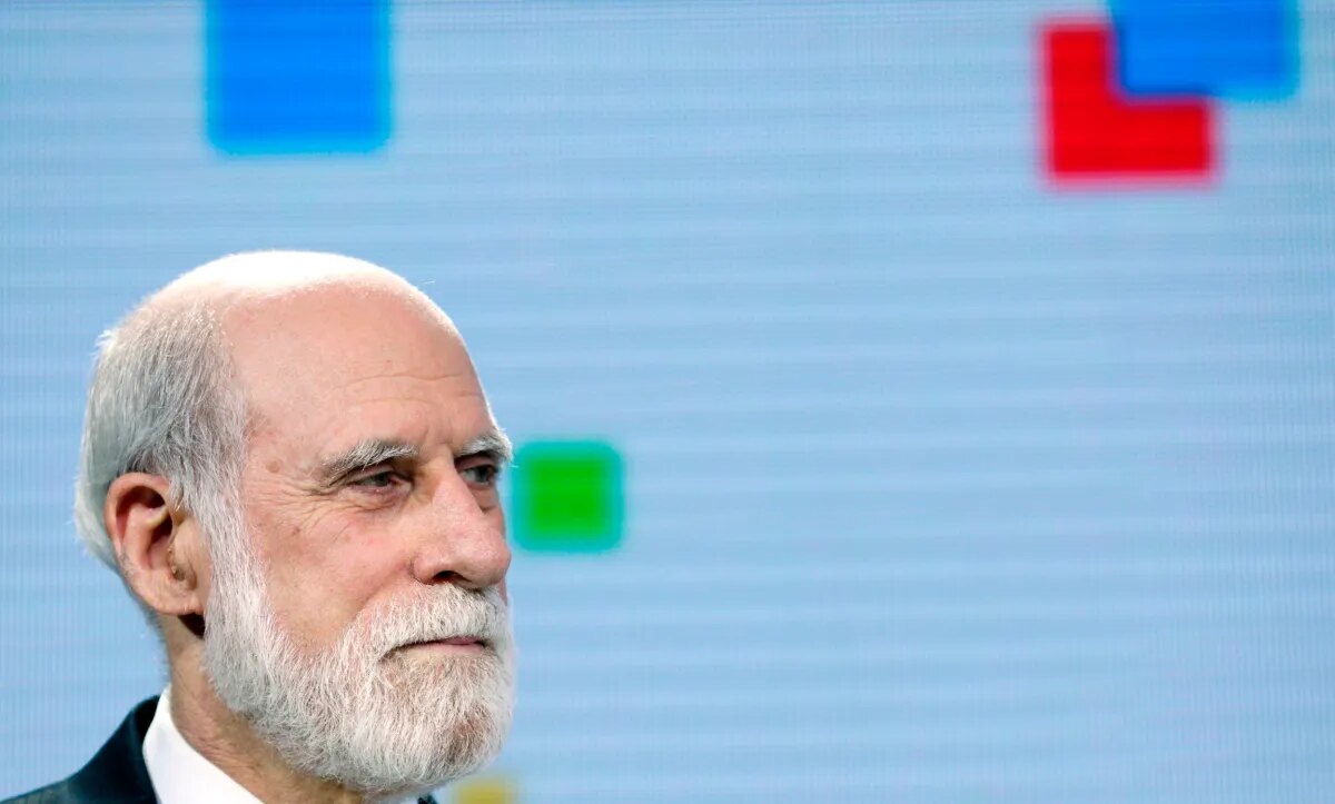 Prijatelji, želim da podelim vest iz sveta AI agenata: Vint Cerf pokreće ideju njihove identifikacije na otvorenom internetu
