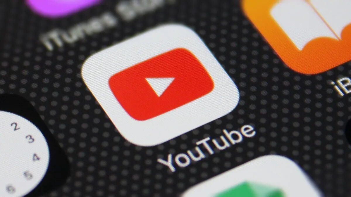 YouTube ужесточает правила монетизации для AI-контента